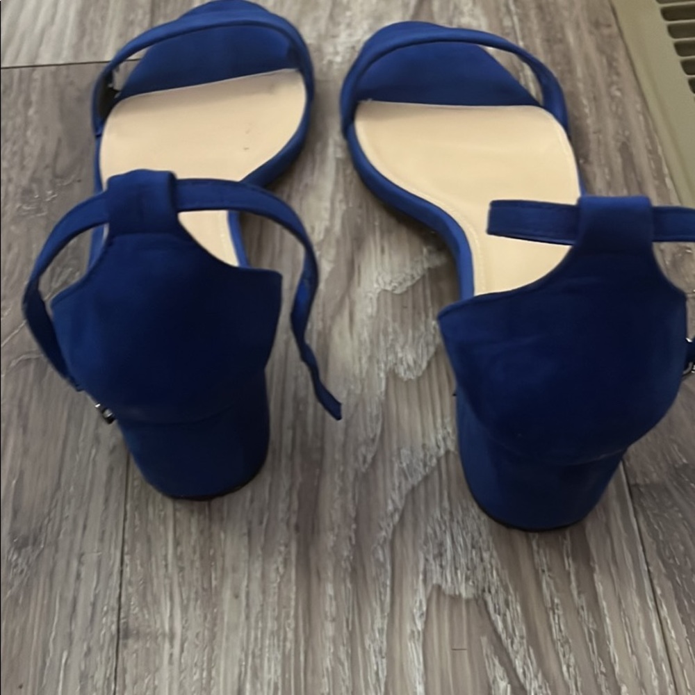 Womens heels size 11